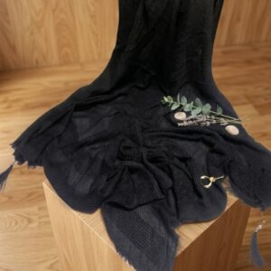 روسری مشکی برشکا ملانژ منگوله دار
